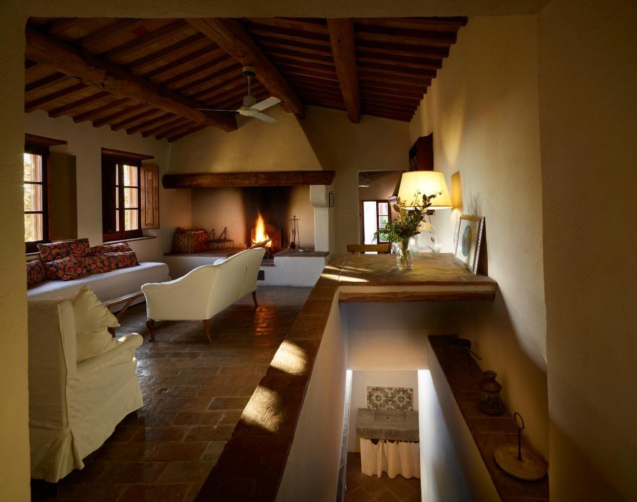 Borgo Lucignanello Bandini Villa San Giovanni dʼAsso Buitenkant foto