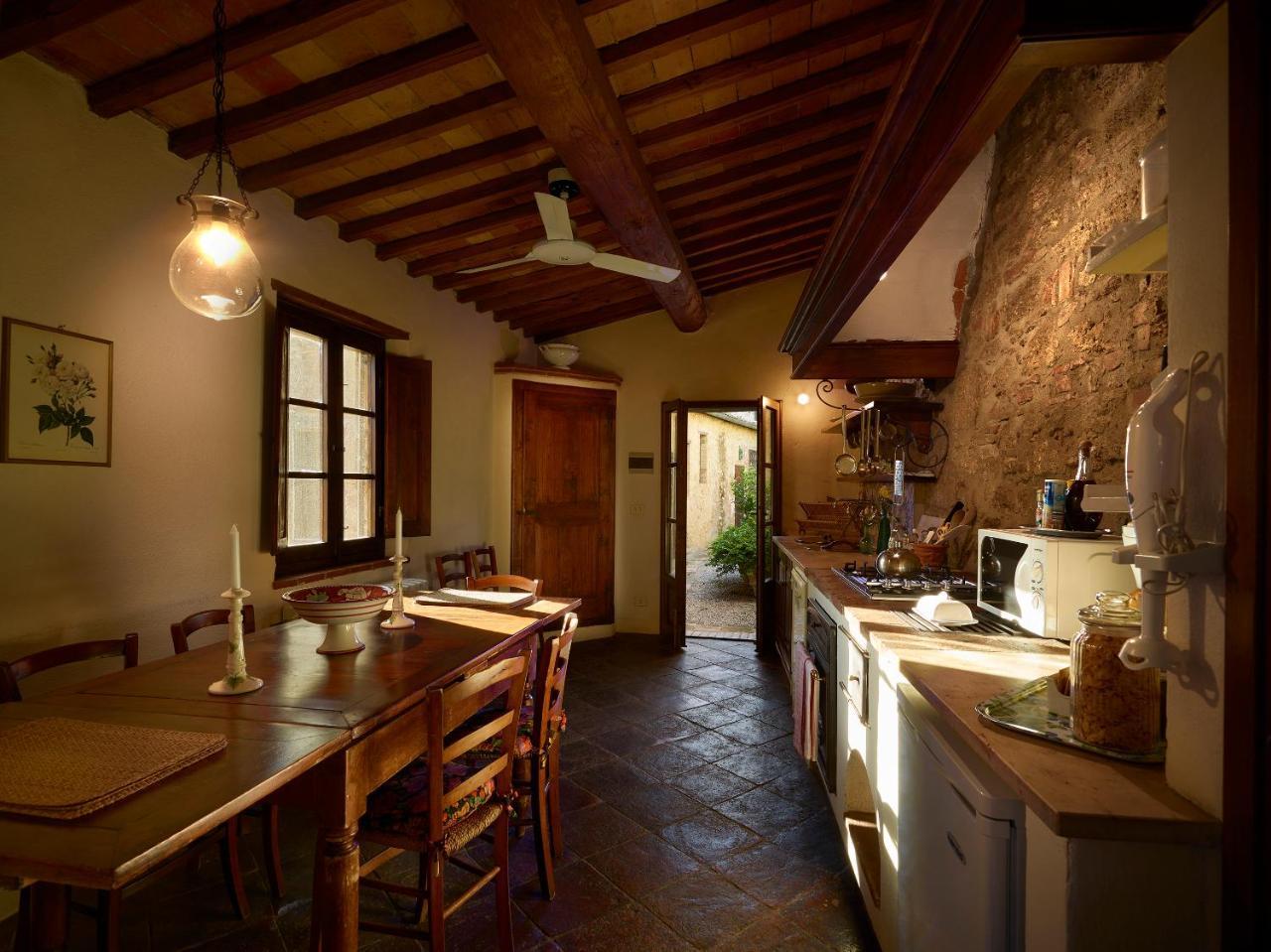 Borgo Lucignanello Bandini Villa San Giovanni dʼAsso Buitenkant foto
